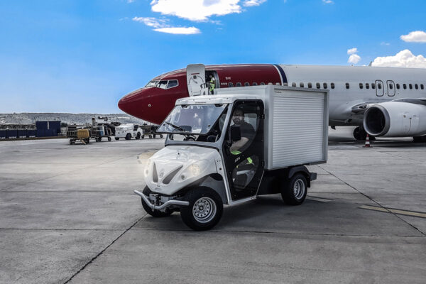 Industrial Vehicles in Airport Logistics